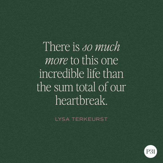 Ķ I could say that heartbroken can heal them heart by setting alone looking  the sun to ignore pain and think for what is the better ways to do in life …